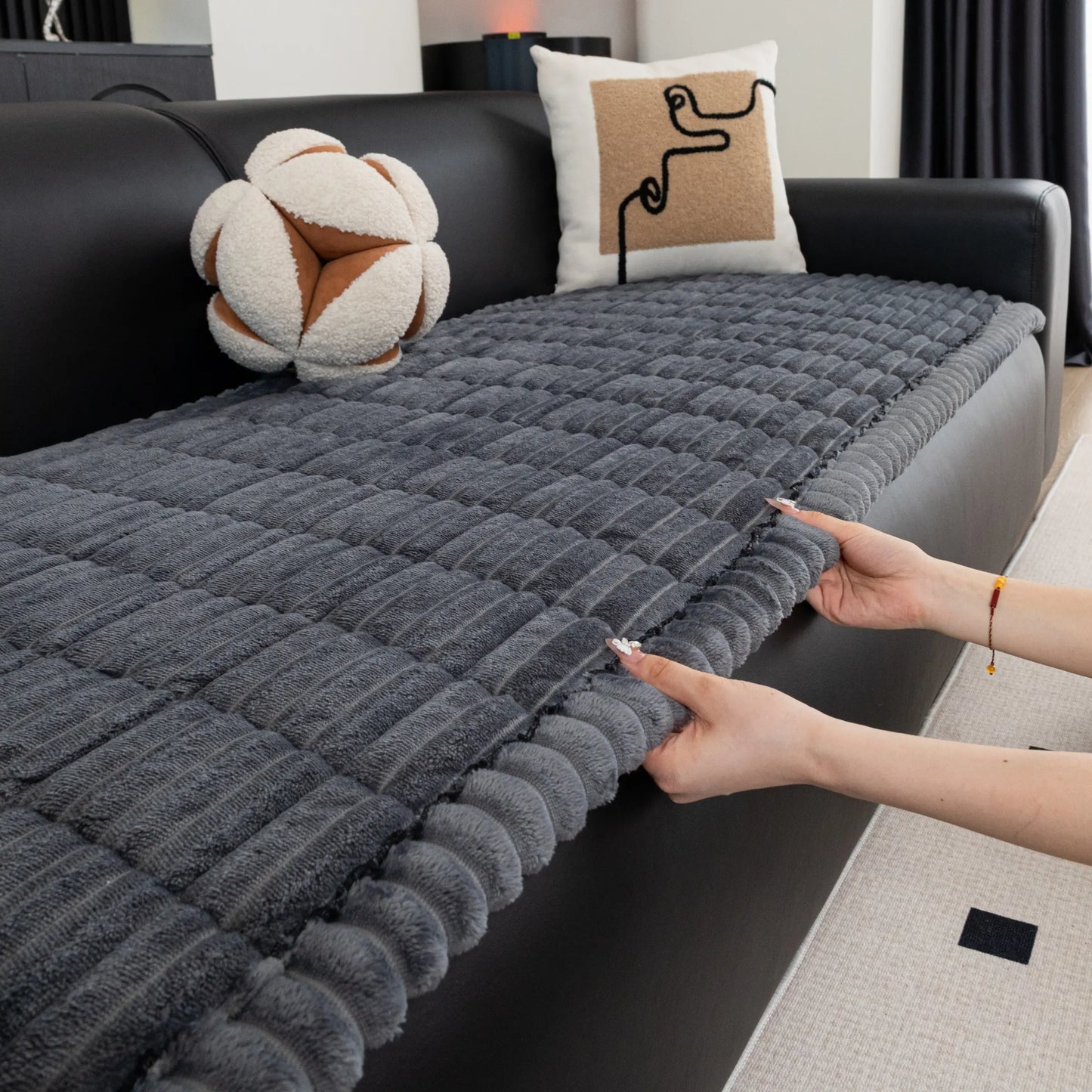 Premium Quilted Sofa Protector, Soft and Non-Slip Cover for Pets and Children, Machine Washable Furniture Shield