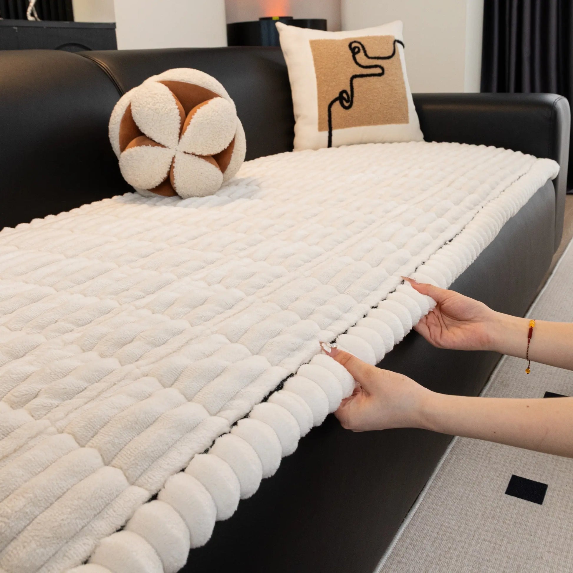 Premium Quilted Sofa Protector, Soft and Non-Slip Cover for Pets and Children, Machine Washable Furniture Shield